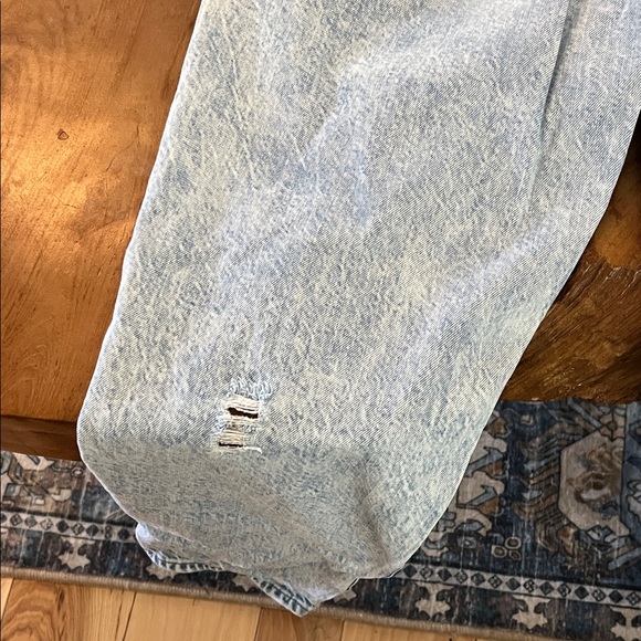 American Eagle Outfitters Light Blue Straight Leg Jeans - Picture 8 of 10